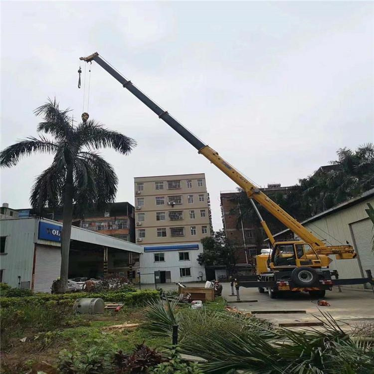 晋江12吨吊车出租一天的收费标准是什么