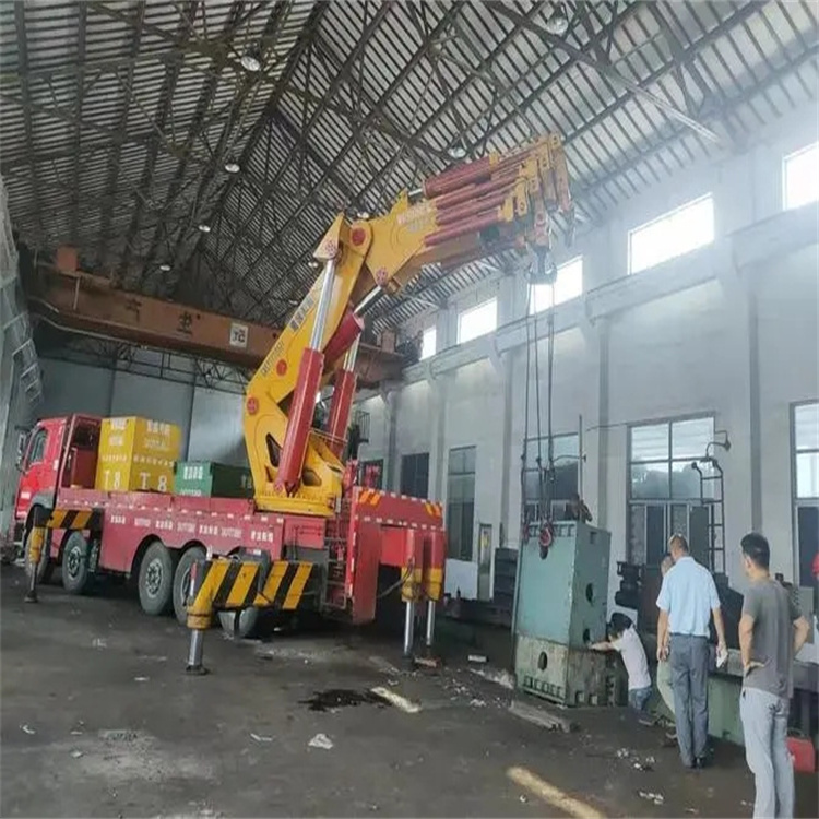 晋江山区地形租赁哪种吊车最合适？